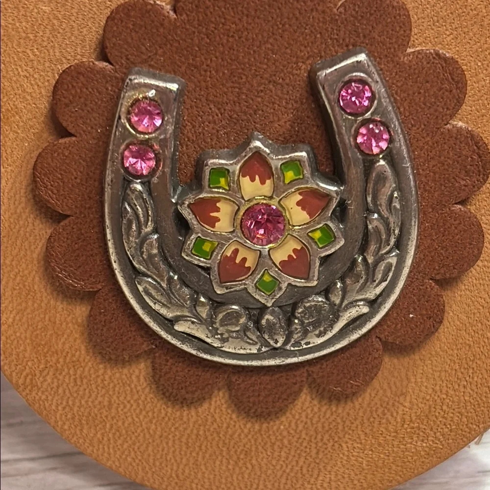 Brown Leather Keychain with Floral Horseshoe Design